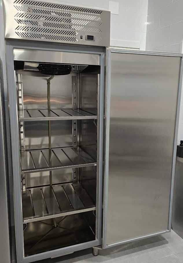 Frigorífico / Armário Refrigerado Novo com garantia