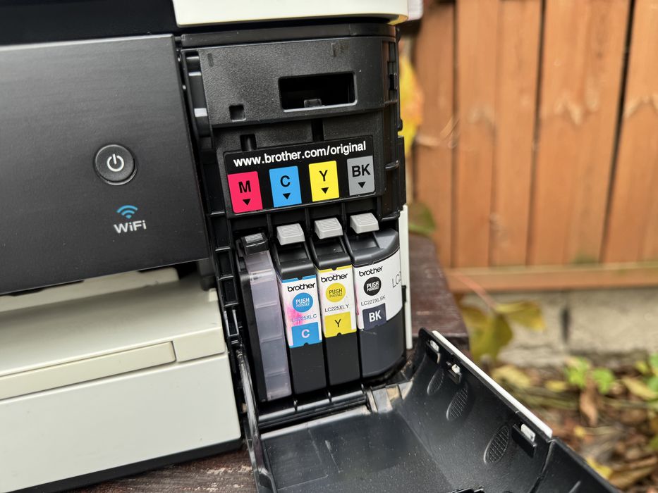 Wielofunkcyjna drukarka 3w1 Brother MFC-J4420dw