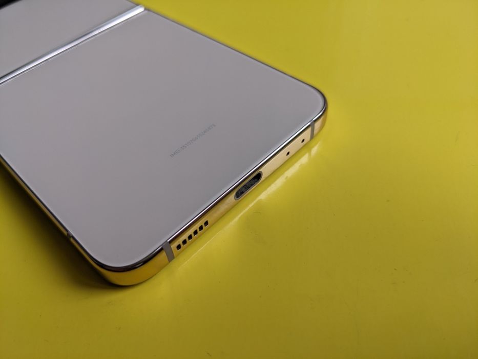 Запчасти Samsung Z Flip 4 детали samsung flip 4 разборка