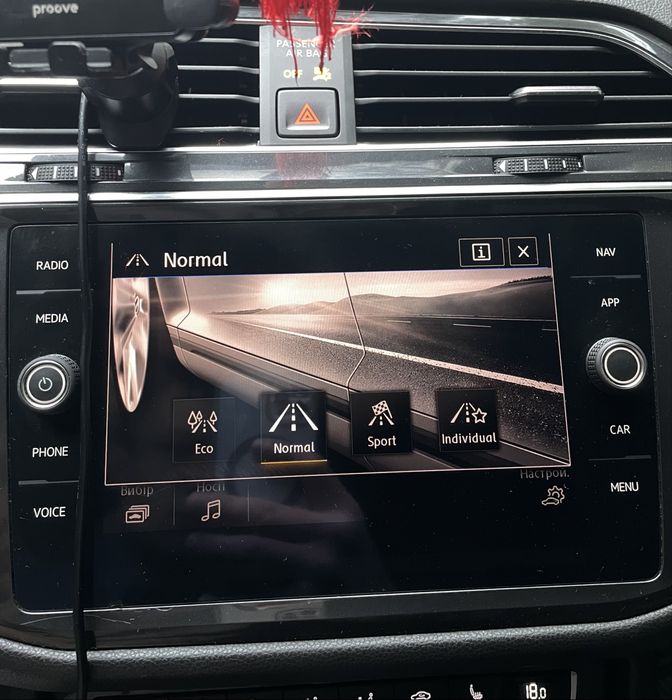 Volkswagen Tiguan 2018 SEL R-Line 2.0 TFSI 4 motion