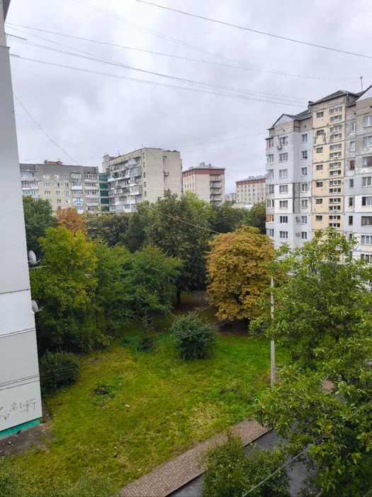 Новинка! 1к квартира: євроремонт. Вул. Тролейбусна.