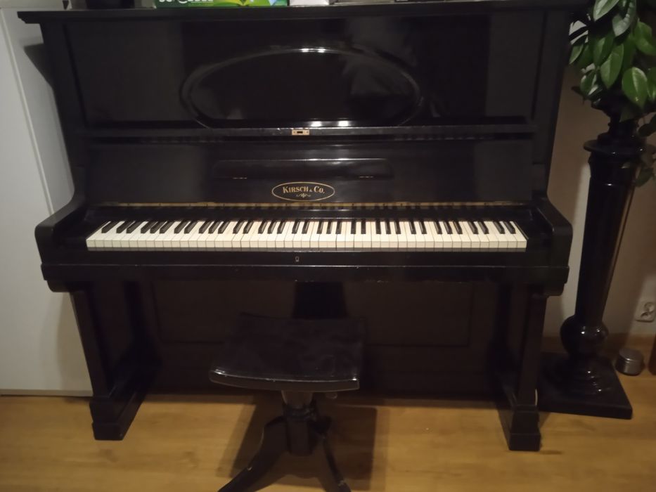 pianino KIRSCH & CO.