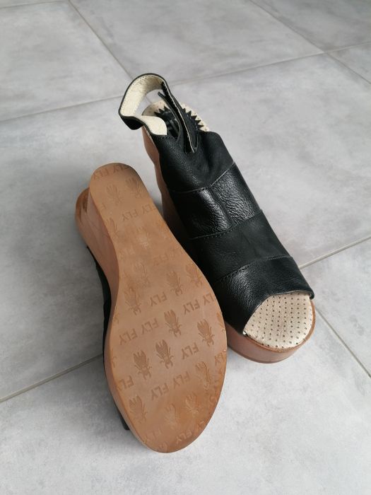 Sapatos FLY LONDON - Cor: preto - Número 36