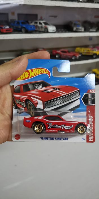 Hotwheels novos /
