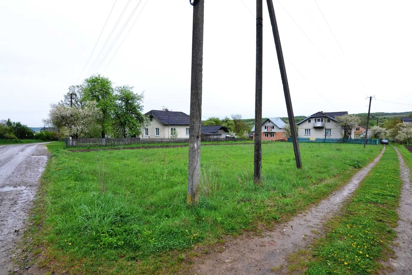 Продам будинок в с. Вікторів
