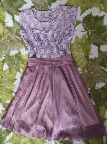 Платье нарядное красивое розовое блестящее +подарок!