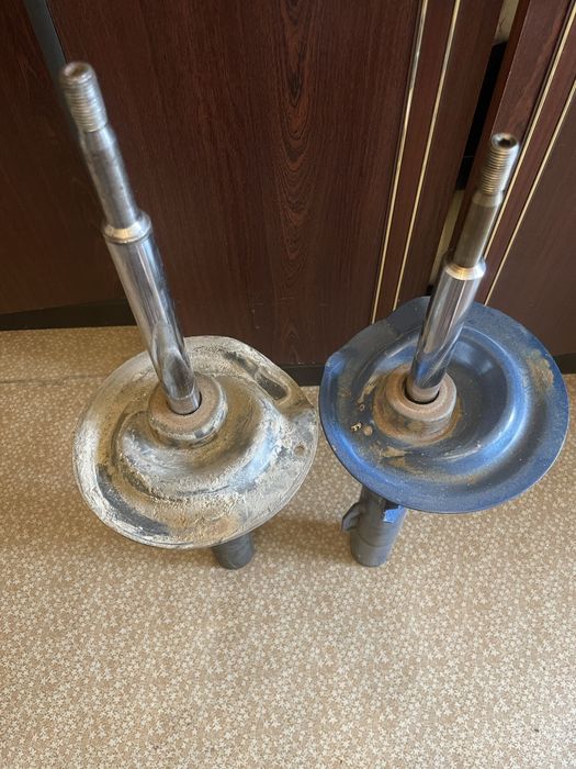 Стойки амартизаторів bilstain и Mayle