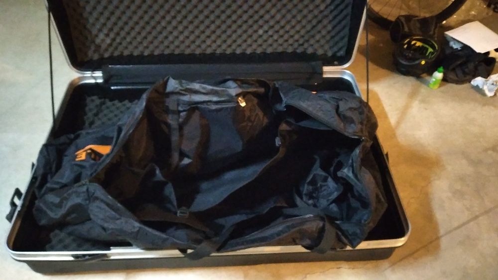 Mala bike rígida + Mala bike flexível