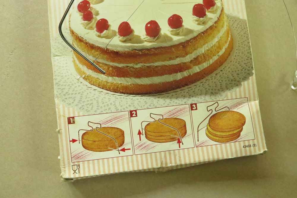 nóż do rozcinania blatów tortów ciast regulowany
