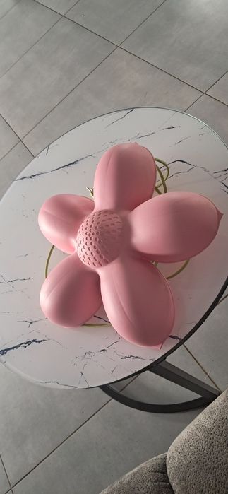 Lampka nocna do pokoju dziecięcego