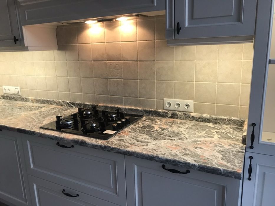 Столешница на кухню из мрамора, гранити, кварца, столешница на заказ