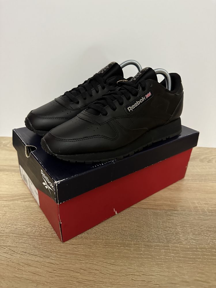 Шкіряні кросівки Reebok Classic GY0955 колір чорний GY0955