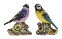 Pássaros em biscuit pintados à mão (C/Oferta)