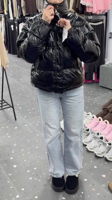 Базова пуфер куртка жіноча матова глянцева лак