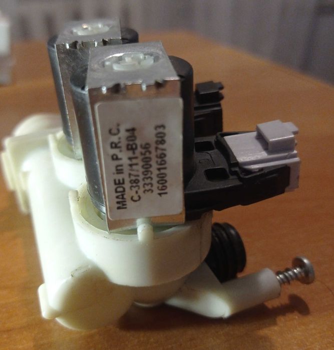 Запчастини до пральної машини Hotpoint ARISTON ADS 93D 69 EU/B