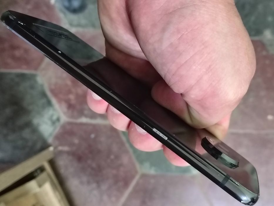 Moto Z3 4/64gb  нормальний стан