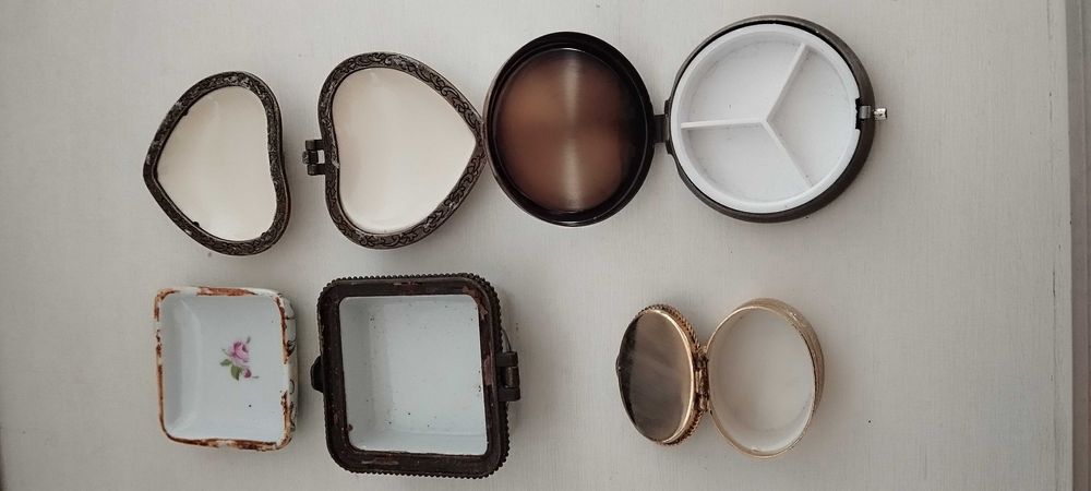 Caixinhas antigas para restauro ou reaproveitamento