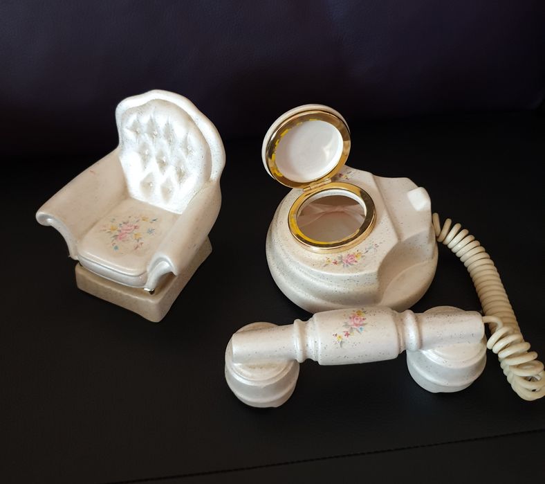 Garrafa tampa de estanho Sofá cadeirão telefone antigo Guarda Jóias