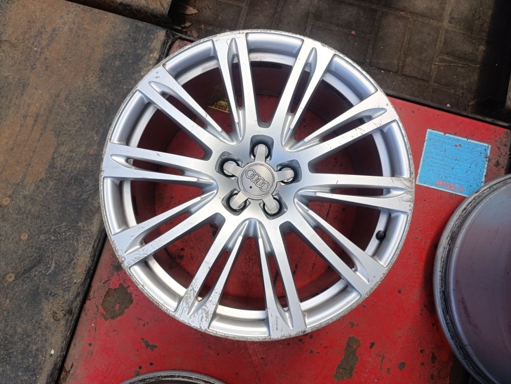 5x112 Felgi Aluminiowe 20" OE Audi A8 D4 Q5 A6 C6 C7 9JX20 ET 37 4SZT