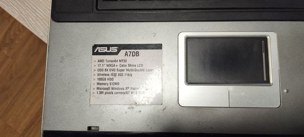 Asus A 7 DB Ноутбук