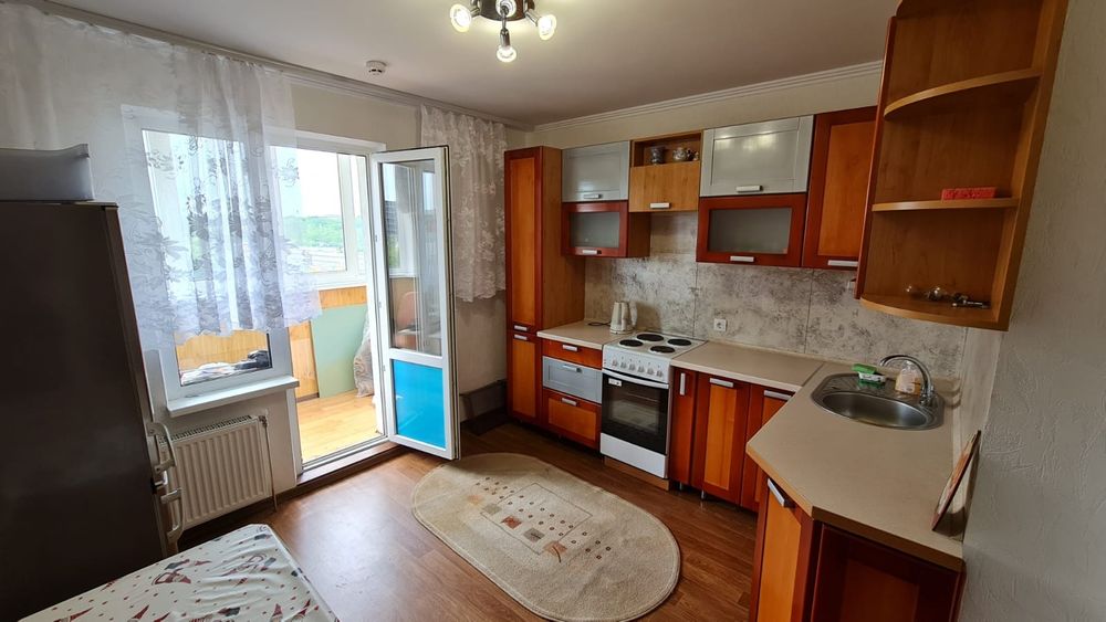 Продам 2-х кімн. квартиру Голосіївський р-н, пров Моторний 11