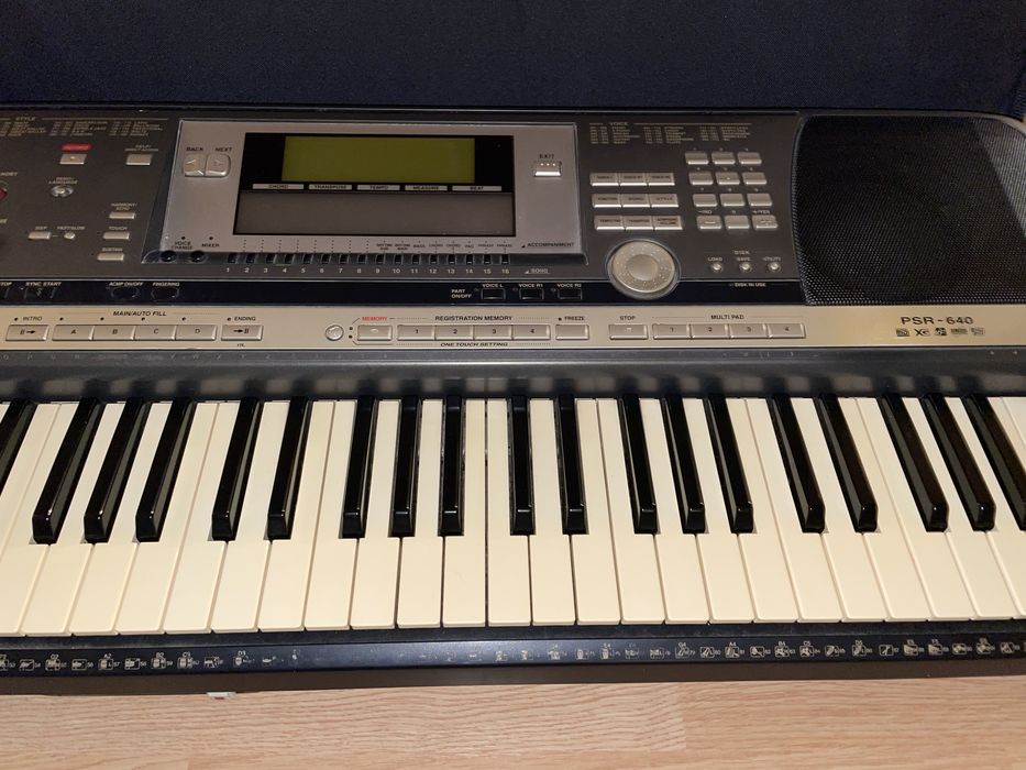 keyboard Yamaha PSR 640