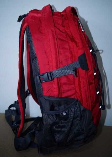 The North Face Borealis Classic Plecak na laptopa 15” miejski czerwony
