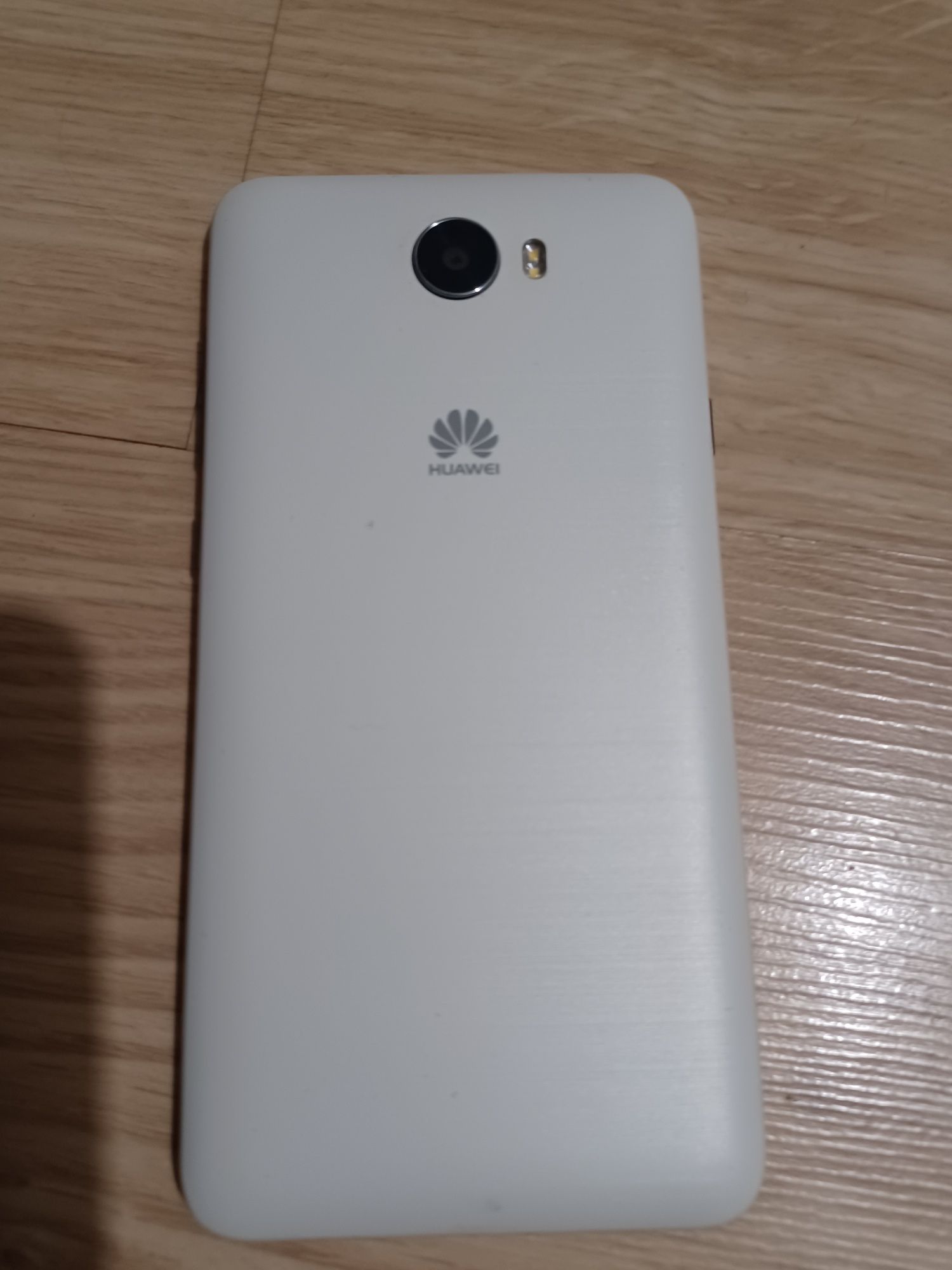 Telefon Huawei CUN -L21