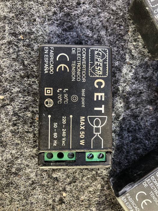 Conversor de corrente MAX 50W