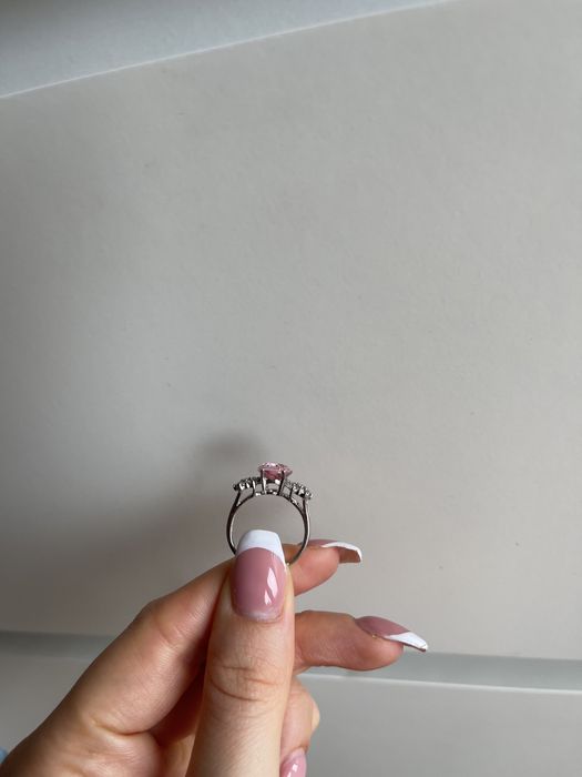 Piękny delikatny pierścionek morganit syntetyczny kwiat r 14