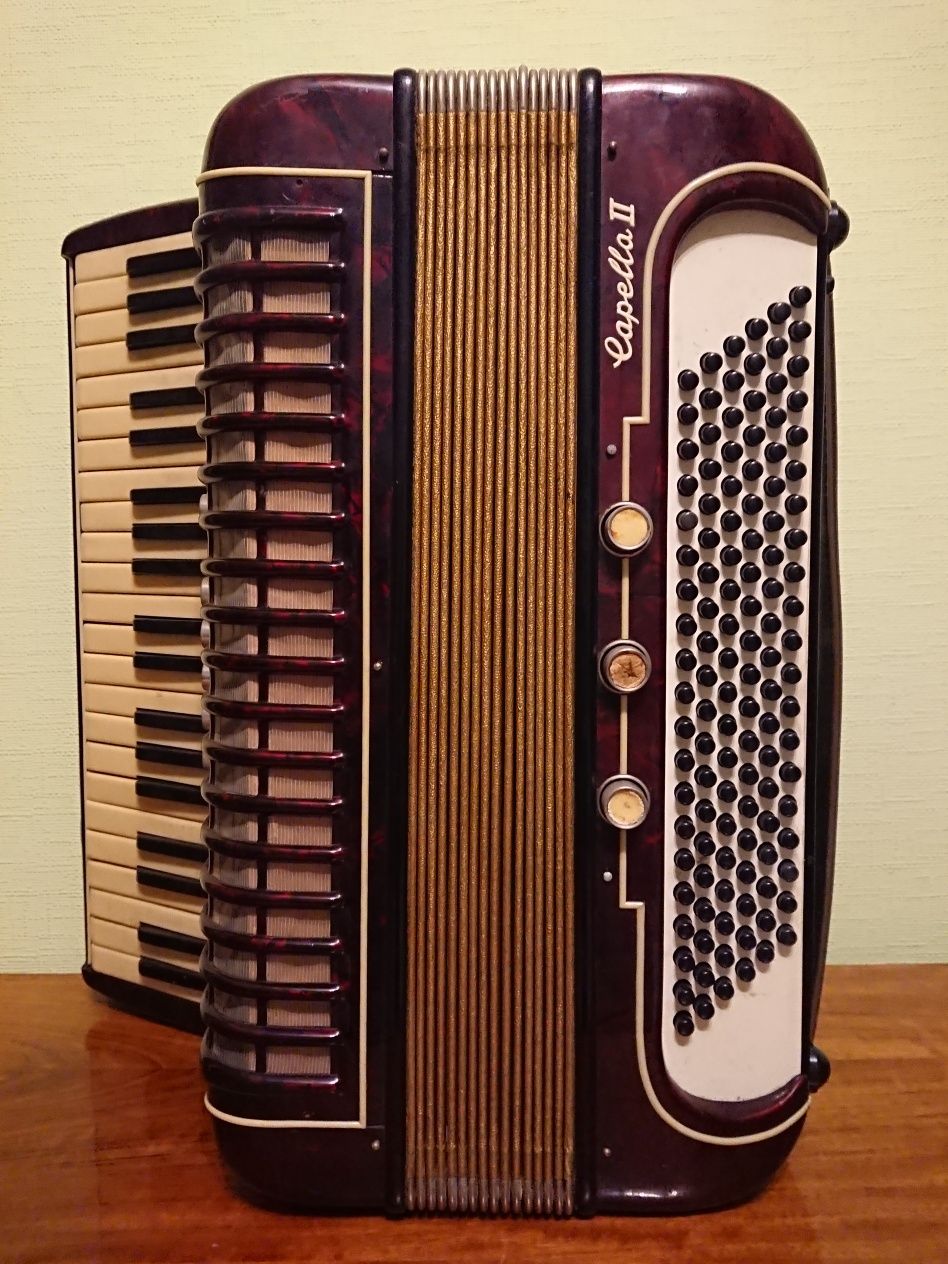 Аккордеон Royal Standard Capella II (2) старинный винтаж