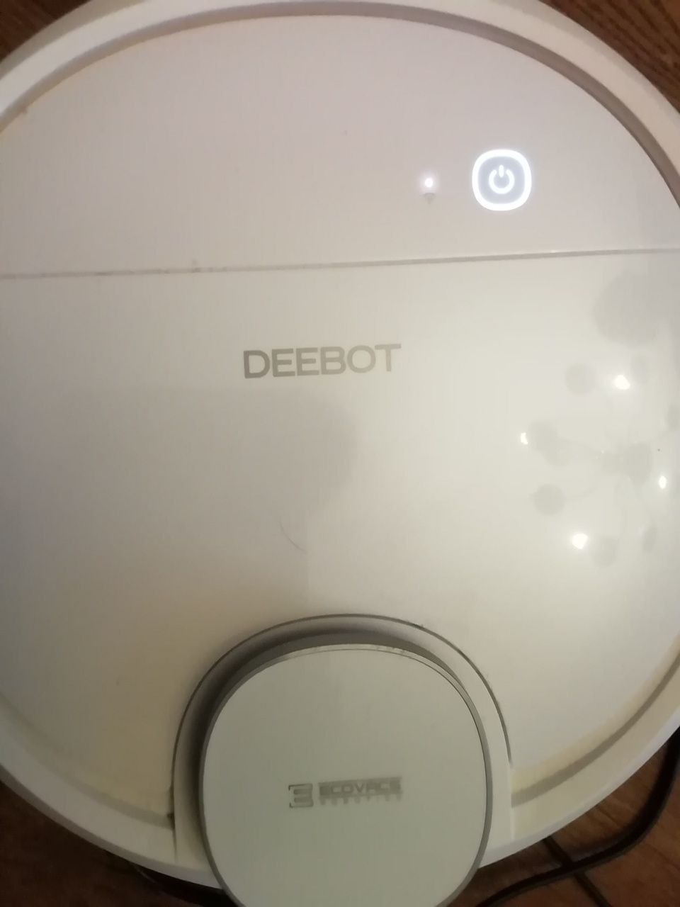 odkurzacz mopujacy 2 w 1 firmy Deebot, mało uzywany