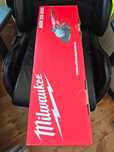 Rebarbadora Milwalkee AGV 22-230