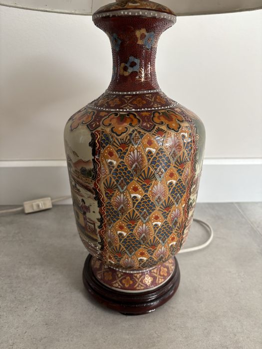 Lampka ceramiczna porcelanowa z ręcznie malowanym chińskim wzorem