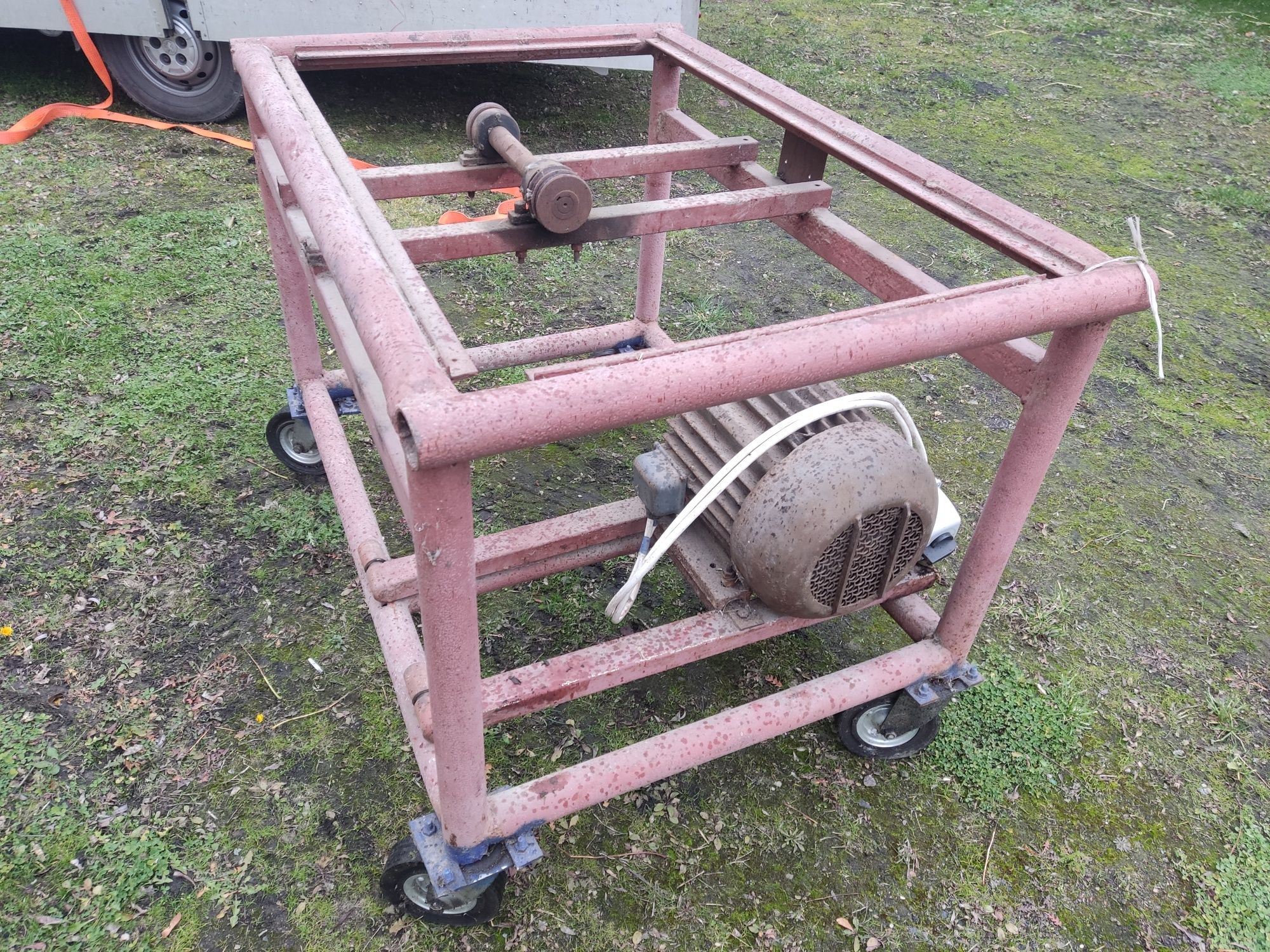 Piła stołowa, cyrkularka 6,4 kw