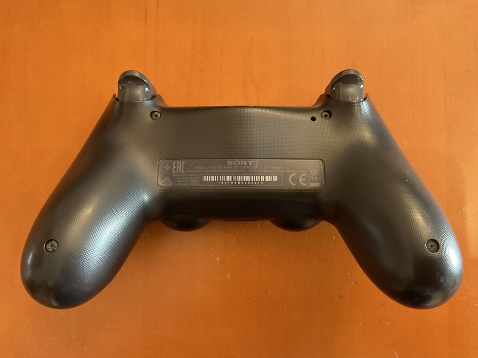 Playstation 4 Pro [ Desbloqueada ]