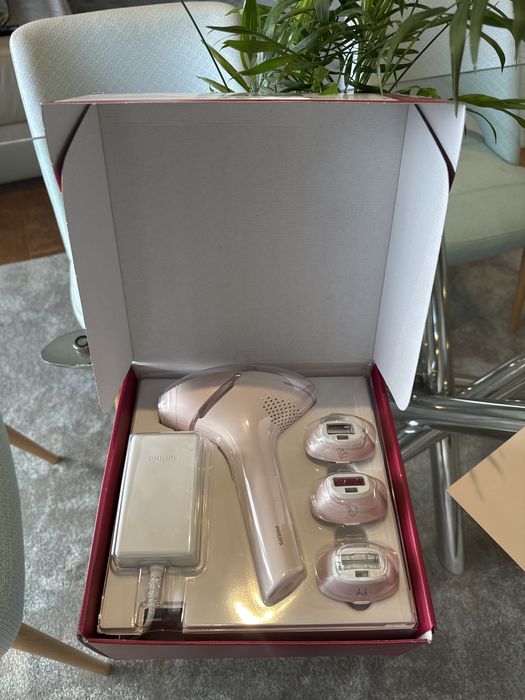 Depiladora de luz pulsar Philips 9000
