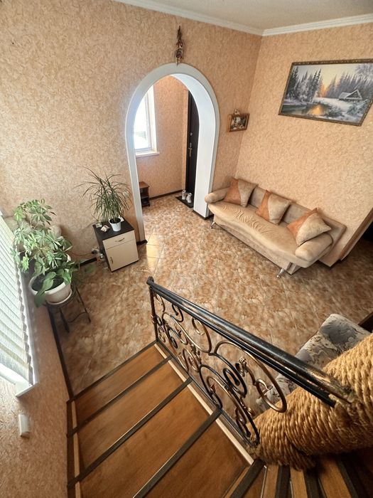 Продам будинок р-н ветлікарні Борисполь