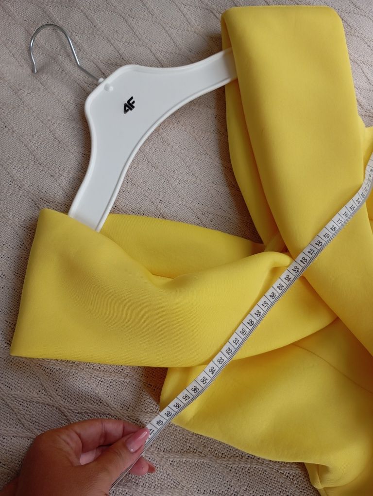ASOS 36R długa cytrynowa sukienka midi z odkrytymi ramionami