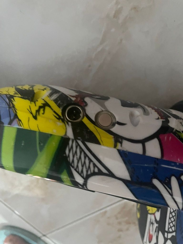 Hoverboard grafite 30 €