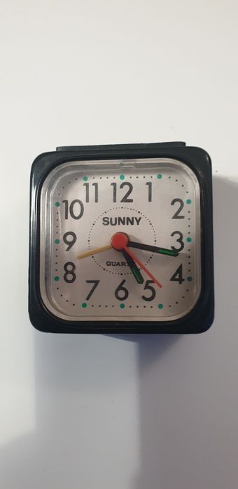 Zegar kwarcowy SUNNY