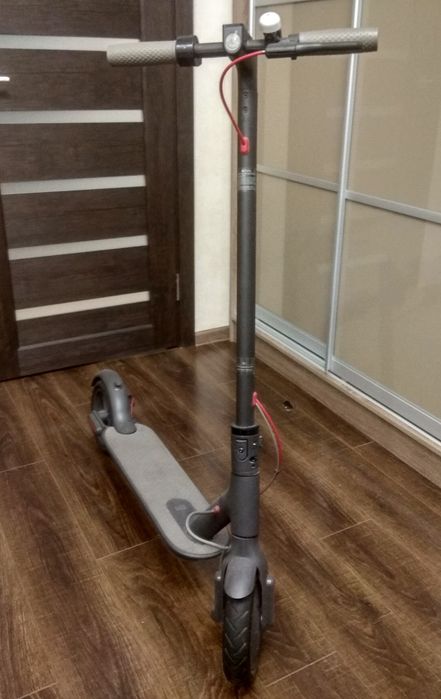 Електросамокат Xiaomi M365