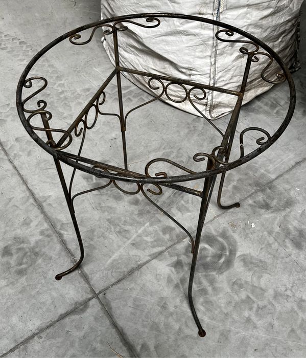 Stolik ogrodowy okragly stelarz