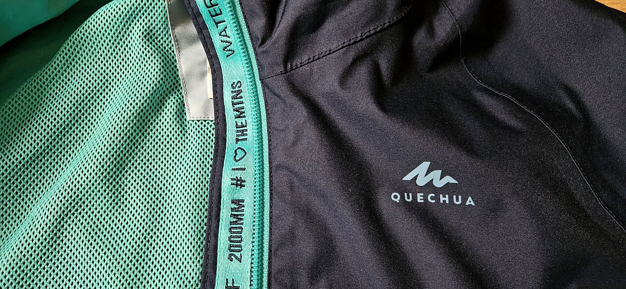 Kurtka przeciwdeszczowa Quechua Decathlon