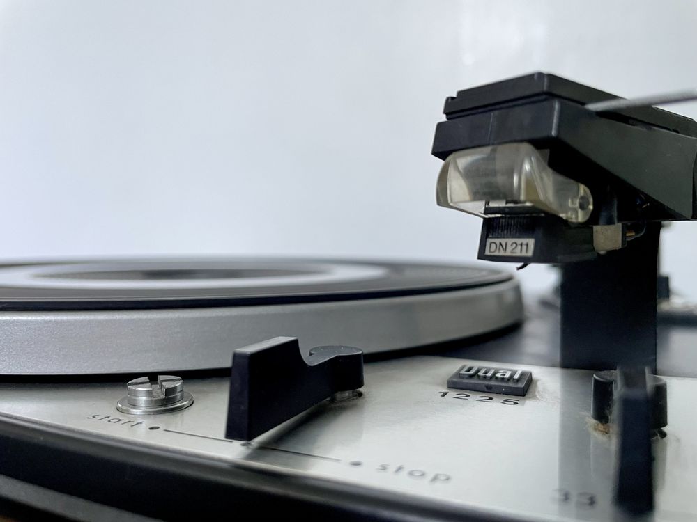 DUAL CS 1225 Gramofon z wkładką DMS 210 - Made in Germany