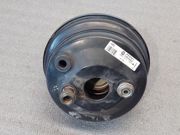 Servofreio AUDI A4 (8D2, B5)