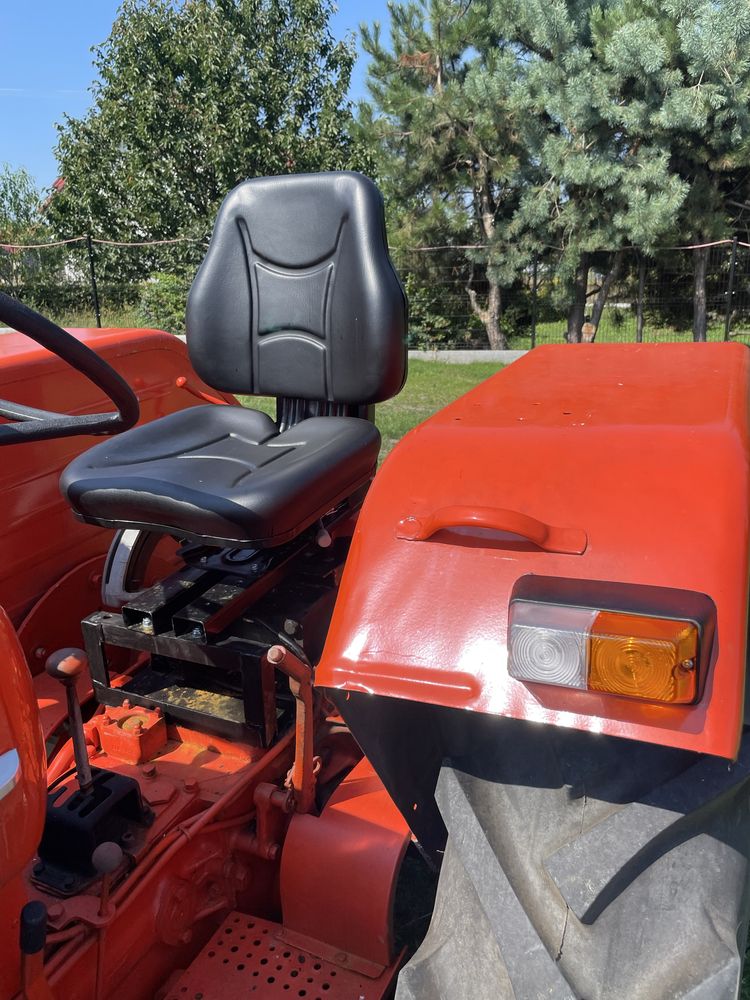 Traktor Renault R 57 7241-S