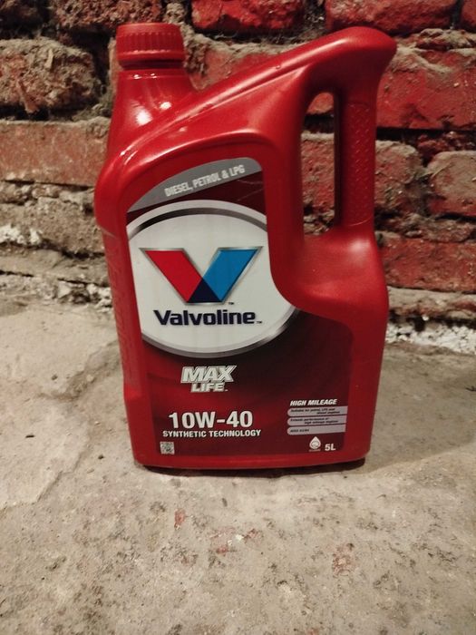 Olej silnikowy Valvoline 10W40 MaxLife 1L