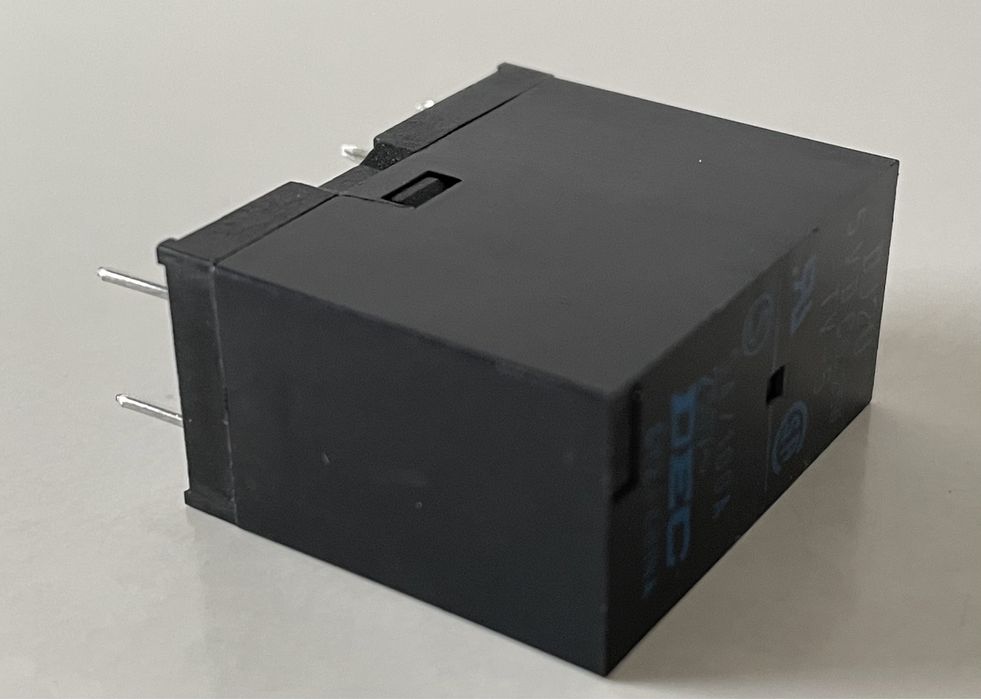 Przekaźnik DJ2U - 5 DC -2Z - DEC - Nowy