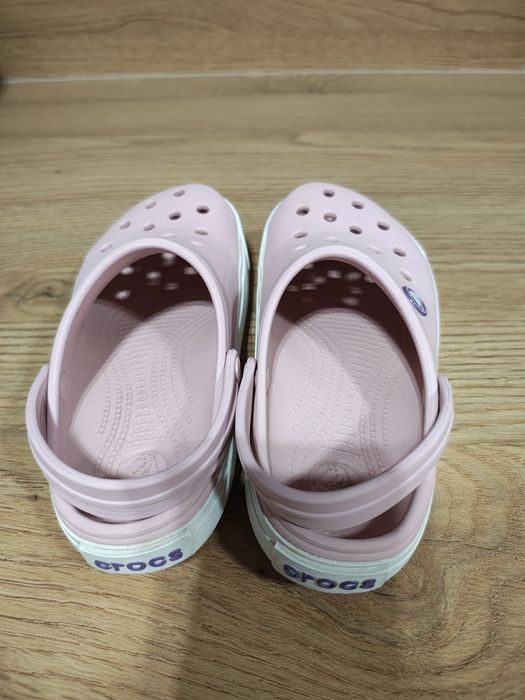 Sprzedam klapki crocs dziecięce rozmiar 12-13 czyli 30-31 stan bdb